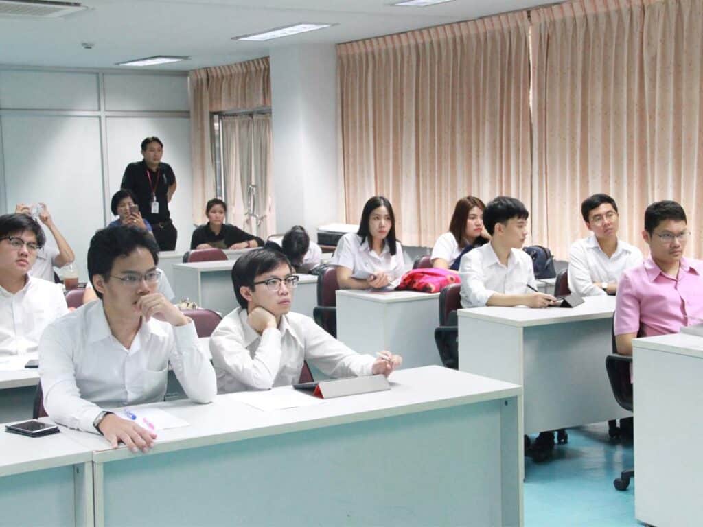 Bachelor Of Laws Program - Faculty Of Law, Chulalongkorn University